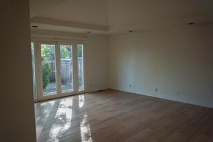 1298 Sandra Dr in San Jose, CA - Building Photo