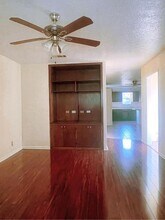 2817 Fairfield Ave in Texas City, TX - Building Photo - Building Photo