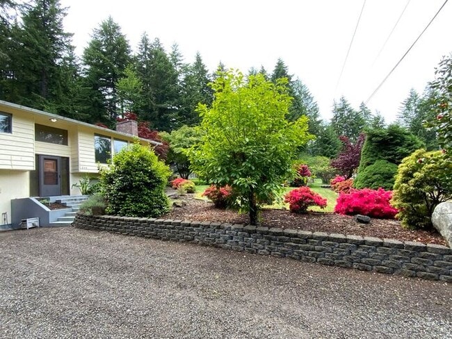 844 Hyak Wy in Fox Island, WA - Building Photo - Building Photo