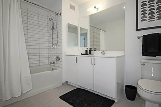 849 W Van Buren St in Chicago, IL - Building Photo - Building Photo