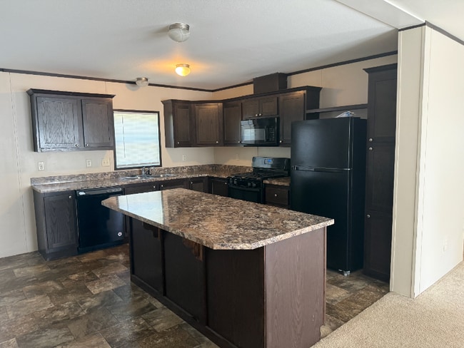 12 Dunlap Cir in Oxford, MI - Building Photo - Building Photo