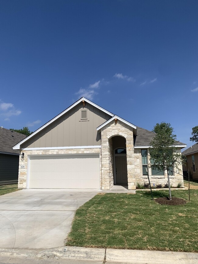 property at 608 Ripplewood Dr