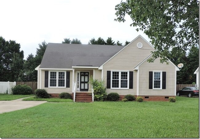 property at 3509 Appleberry Ct NW