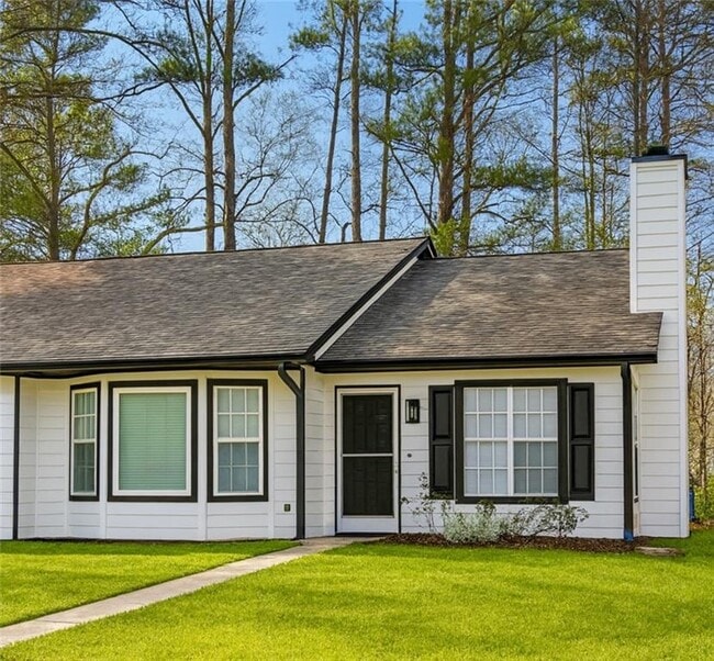 property at 5142 Farm Pl Dr NE