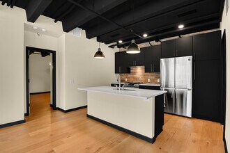 20 Boulder Cres St in Colorado Springs, CO - Building Photo - Building Photo