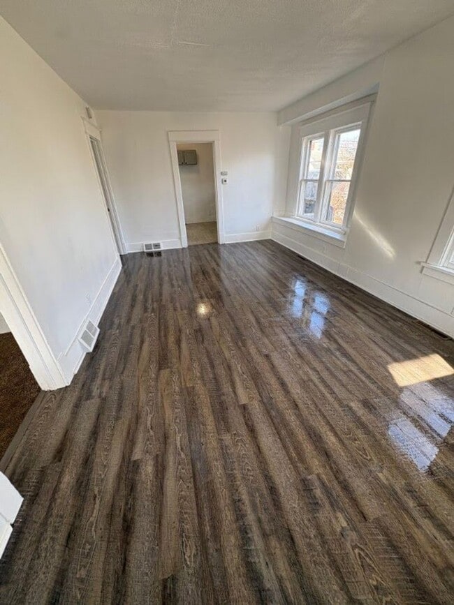 1222 E 4th St in Mishawaka, IN - Building Photo - Building Photo