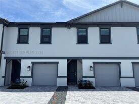 4280 Efendi in Lantana, FL - Building Photo