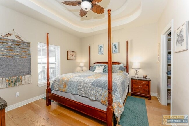 109 W Cora Lee Dr in South Padre Island, TX - Building Photo - Building Photo