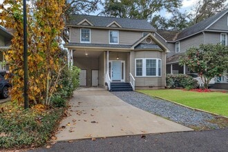 2704 Nantucket Ln in Tallahassee, FL - Building Photo - Building Photo