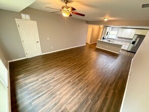 2615 Fair Oaks Dr in Deltona, FL - Building Photo - Building Photo