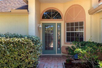 4527 Hamlets Grv Dr in Sarasota, FL - Building Photo - Building Photo