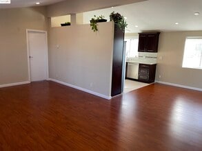 22493 Prospect Heights in Groveland, CA - Building Photo - Building Photo