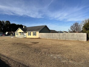 113 Byrum Run in Hubert, NC - Building Photo - Building Photo