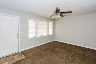 125 Foxhunt Rd in Columbia, SC - Building Photo - Building Photo