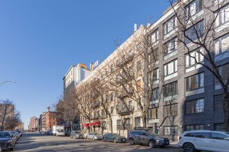 73 W 104th St in New York, NY - Building Photo - Building Photo