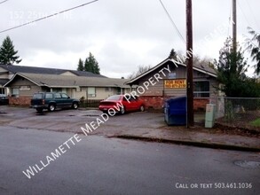 152 25th St NE in Salem, OR - Building Photo - Building Photo