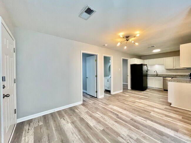 903-903 Allen St in San Marcos, TX - Foto de edificio - Building Photo