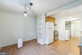 10619 Maple St in Fairfax, VA - Building Photo - Building Photo