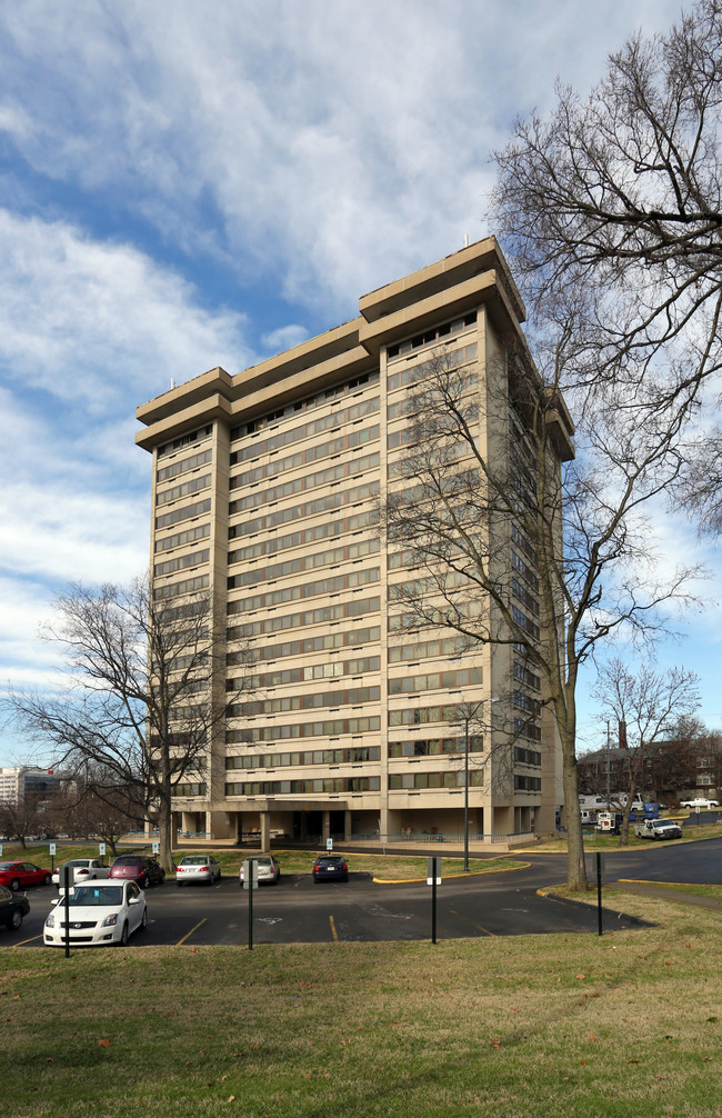 Leah Rose Residence for Senior Citizens in Nashville, TN - Foto de edificio - Building Photo