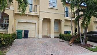 12819 SW 135th Terrace in Miami, FL - Building Photo