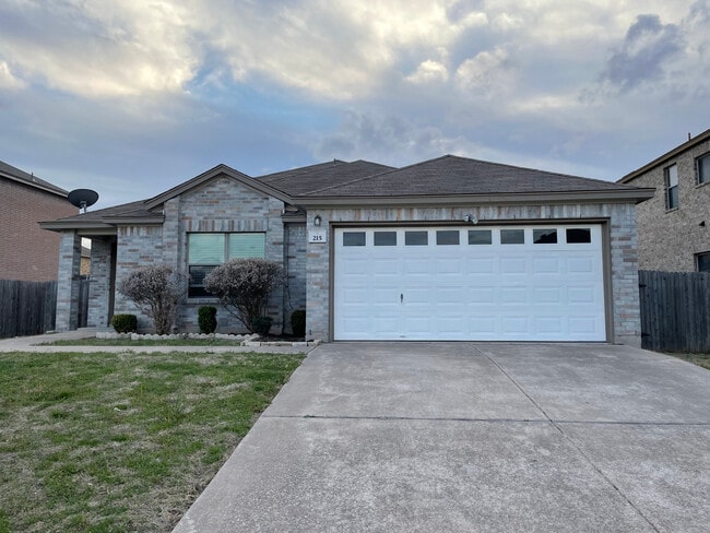 property at 215 Rim Rock Dr
