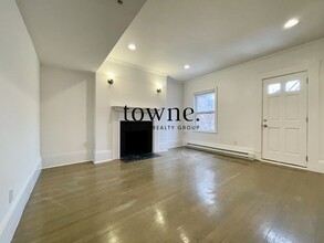 1402 Beacon St, Unit 3 in Brookline, MA - Building Photo - Building Photo