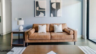 1414 Wood Hollow Dr, Unit 362 in Houston, TX - Building Photo