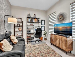 3752 NW 85th Terrace in Pembroke Pines, FL - Building Photo - Building Photo