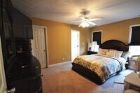 1647 Hazelhurst Dr photo'