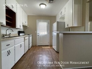 4002 SE 10th Pl in Del City, OK - Building Photo - Building Photo