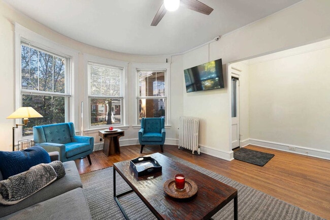 6229 N Wayne Ave in Chicago, IL - Foto de edificio - Building Photo