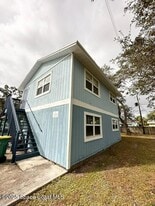 1042 Sea Grape Dr in Melbourne, FL - Building Photo