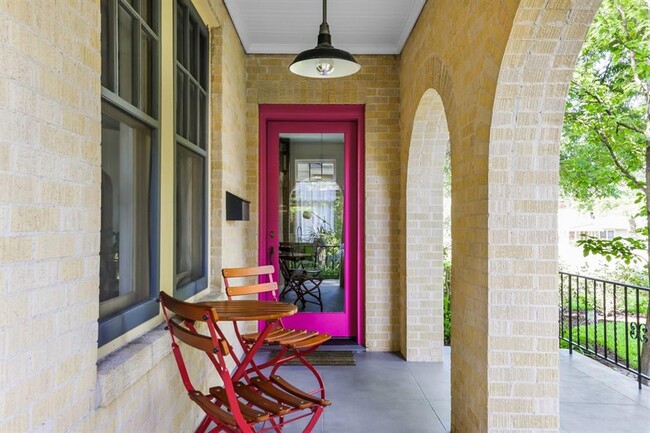 3812 Duval St in Austin, TX - Building Photo - Building Photo
