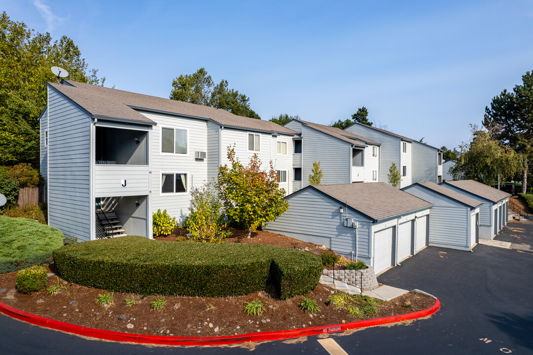 Florence Terrace in Gresham, OR - Building Photo