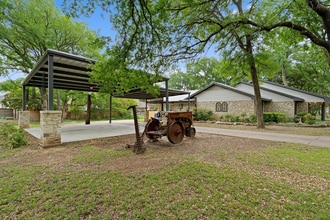 273 Leafy Hollow Ln in McGregor, TX - Building Photo - Building Photo