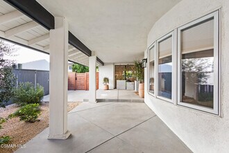 1632 Camberwell Pl in Westlake Village, CA - Building Photo - Building Photo