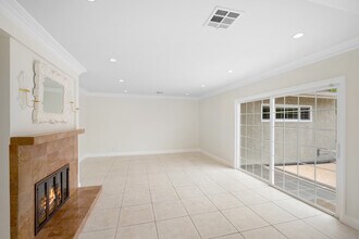 3805 Los Olivos Ln in Glendale, CA - Building Photo - Building Photo