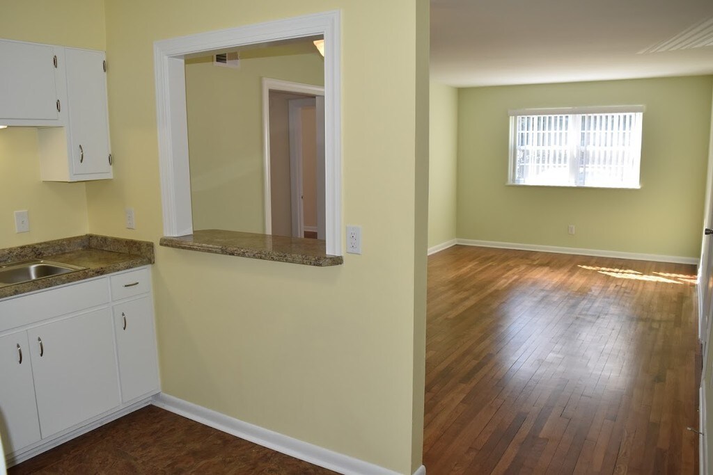 Elon Place Apartments in Elon, NC