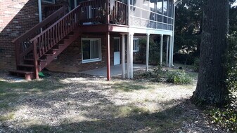 4522 Laurelwood Dr, Unit Basement apartment in Roanoke, VA - Building Photo