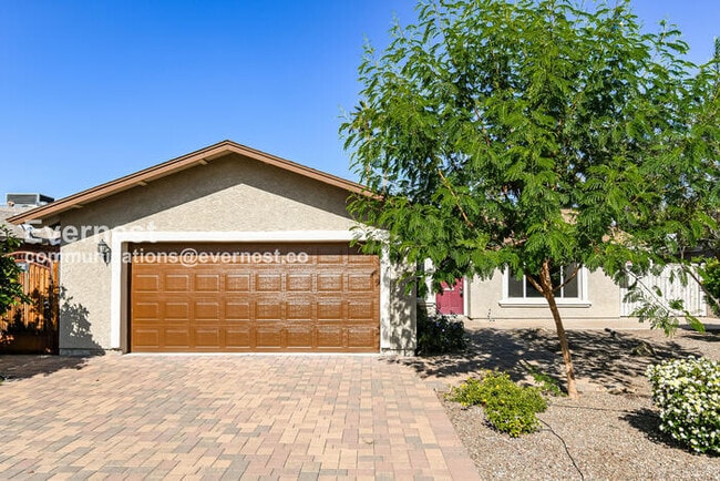 property at 8726 E Bonnie Rose Ave