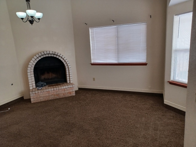 11317 Lake Geneva Dr in El Paso, TX - Building Photo - Building Photo