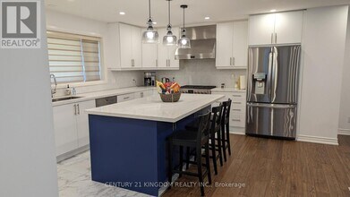 93 Perivale Crescent in Toronto, ON - Building Photo - Building Photo