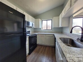 1021 Mallard Head Pl, Unit 1021 in Mooresville, NC - Foto de edificio - Building Photo