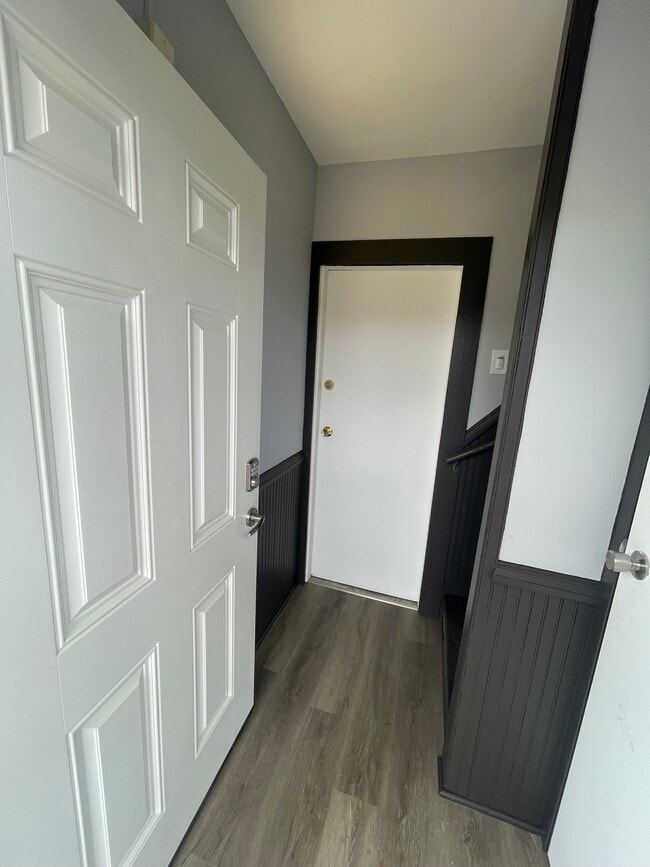 53 Spring St, Unit 3rd Floor in Wallingford, CT - Building Photo - Building Photo