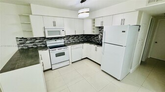 1120 102nd St in Bay Harbor Islands, FL - Building Photo