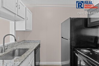 Orleans Square in Little Rock, AR - Foto de edificio - Building Photo