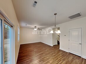 3012 Esquire Dr in Murfreesboro, TN - Foto de edificio - Building Photo