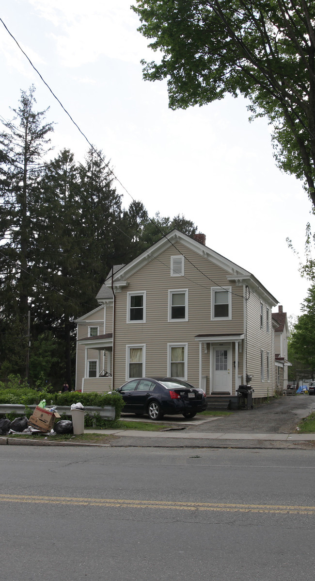 217-225 Wahconah St in Pittsfield, MA - Foto de edificio - Building Photo