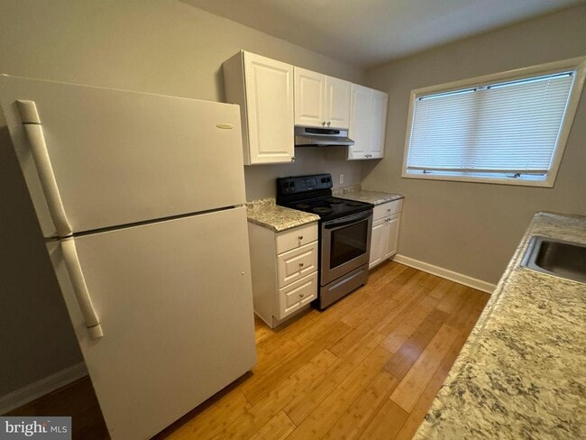 43 S Main St in Woodstown, NJ - Building Photo - Building Photo