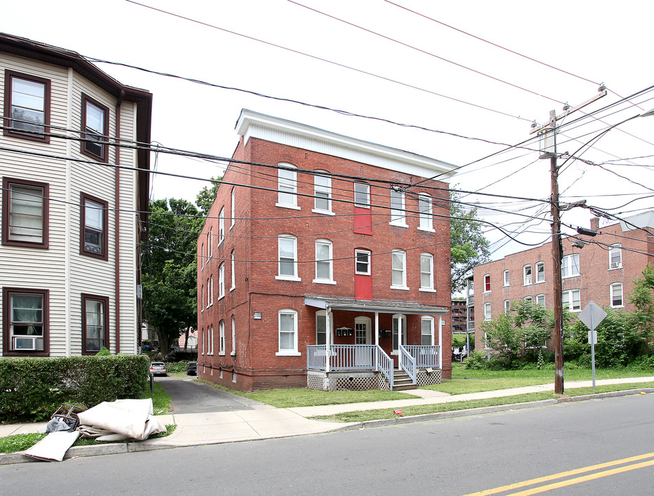 197-199 Glen St in New Britain, CT - Building Photo